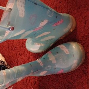 Rainboots